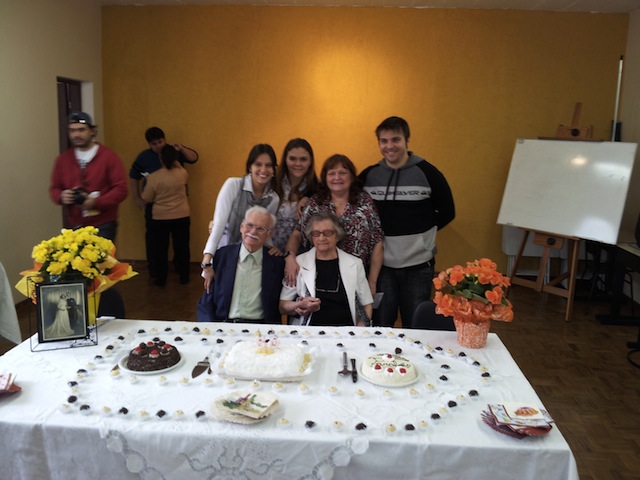 Aniversário 2011 Reverendo Saulo com Ruth, Priscila, Fábio, Andrea e Débora 